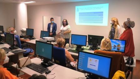 Las personas mayores de Tenerife tendrán ayuda del Cabildo en sus trámites electrónicos ante las administraciones