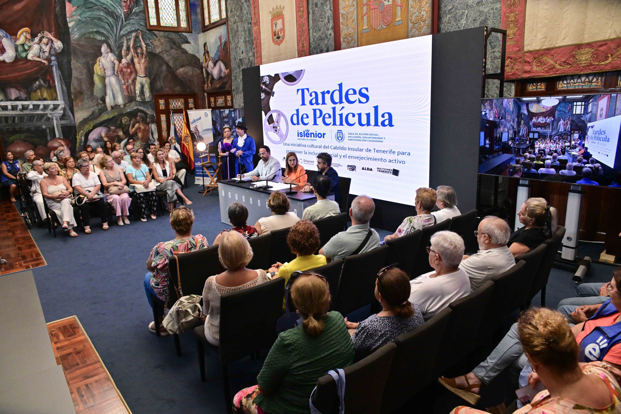 Islénior ofrece ‘Tardes de Película’ a casi 1.000 personas mayores
