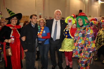  cabildo cebra  pi ata  carnaval   mayores  santa cruz